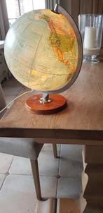 Antieke wereldbol met verlichting, Maison & Meubles, Accessoires pour la Maison | Globes, Comme neuf, Enlèvement
