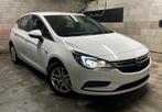 • Opel Astra • Automaat • Euro 6b •, Auto's, Automaat, Wit, Diesel, 5 deurs