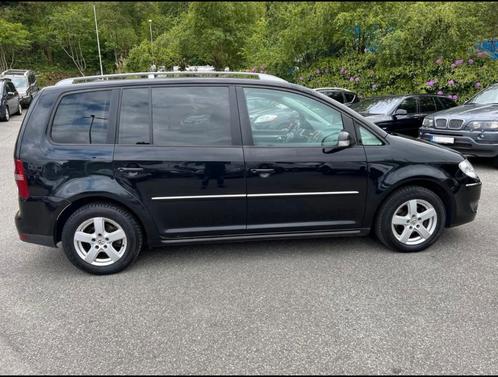 VW Touran 19TDI 105pk MOD 2009 Airco GPS ja17, Auto's, Volkswagen, Bedrijf, Touran, ABS, Airbags, Airconditioning, Alarm, Bluetooth