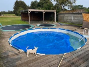 zwembad intex 5,5m met filter, trampolines en houten terras beschikbaar voor biedingen