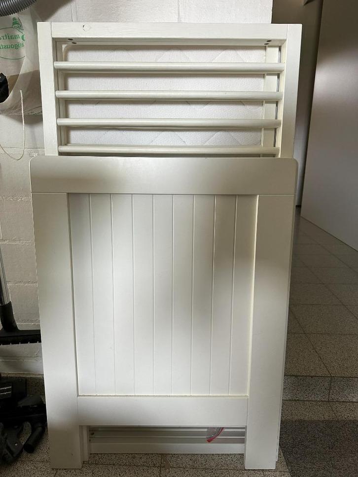 Gratis houten babybedje, Kinderen en Baby's, Kinderkamer | Bedden, Matras, Ophalen