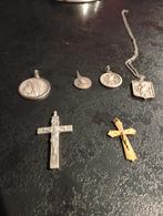 Diverses médailles religieuse, Enlèvement ou Envoi