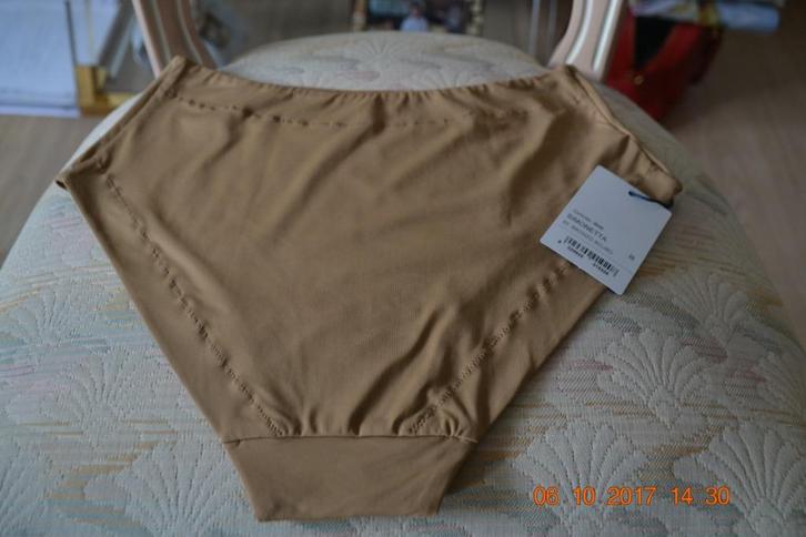 Slip Cotton Club (Nieuw), Kleding | Dames, Ondergoed en Lingerie, Slip, Beige, Ophalen of Verzenden