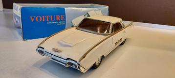 oude speelgoedauto Ford Thunderbird MF203, 1963 beschikbaar voor biedingen