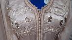 Robe orientale, Ophalen