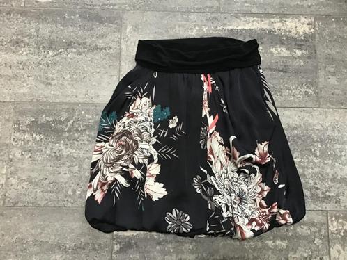 Rokje Style by Steps 40/42, Kleding | Dames, Rokken, Zo goed als nieuw, Maat 38/40 (M), Zwart, Knielengte, Ophalen of Verzenden