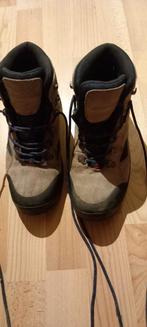 Chiro schoenen maat 42 zgan, Ophalen, Zo goed als nieuw, Schoenen