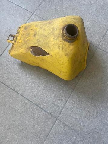 Suzuki tsx Benzinetank, Fietsen en Brommers, Ophalen, Zo goed als nieuw