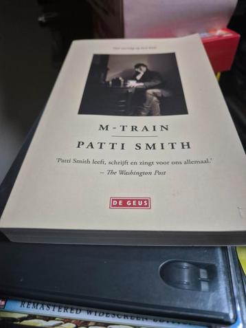 Patti Smith - M-Train beschikbaar voor biedingen