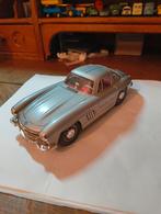 Mercedes BBURAGO 300sl 1/18, Hobby en Vrije tijd, Ophalen of Verzenden, Zo goed als nieuw