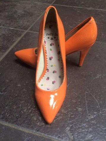 NIEUW! DOLLY DO Laklederen high heels in oranje maat 38