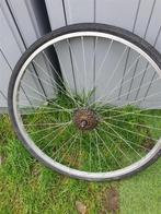 28 inch band + achterwiel fietsonderdelen, Fietsen en Brommers, Fietsonderdelen, Ophalen of Verzenden, Zo goed als nieuw, Algemeen
