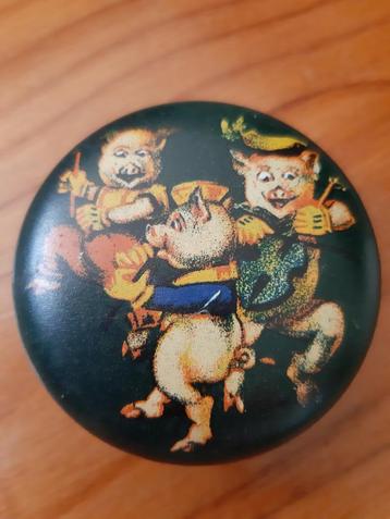 Oud blikje De 3 Biggetjes beschikbaar voor biedingen