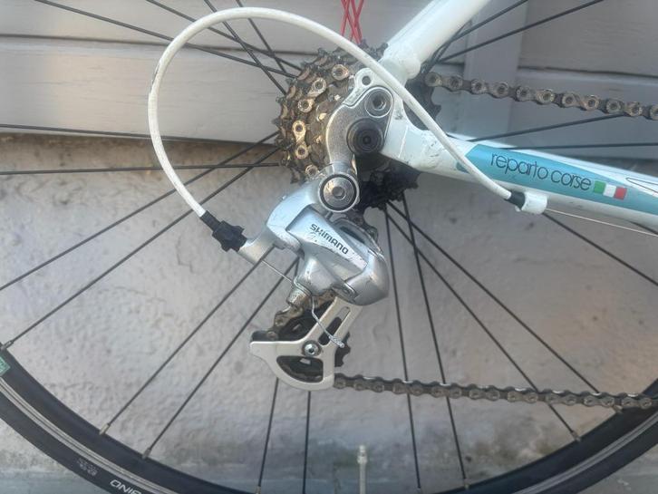 Dames Meisjes koers race fiets Bianchi maat 48 perfecte st, Fietsen en Brommers, Fietsen | Racefietsen, Zo goed als nieuw, 15 tot 20 versnellingen