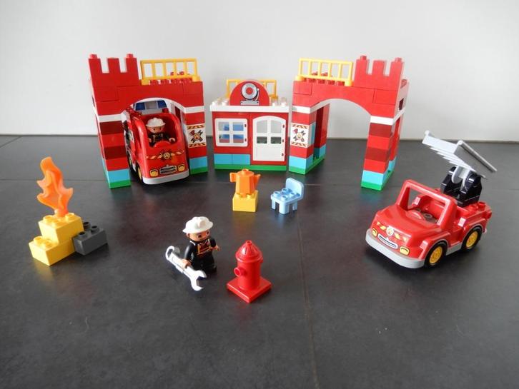 LEGO Duplo - Brandweerkazerne - 10593, Kinderen en Baby's, Speelgoed | Duplo en Lego, Zo goed als nieuw, Duplo, Complete set, Ophalen of Verzenden