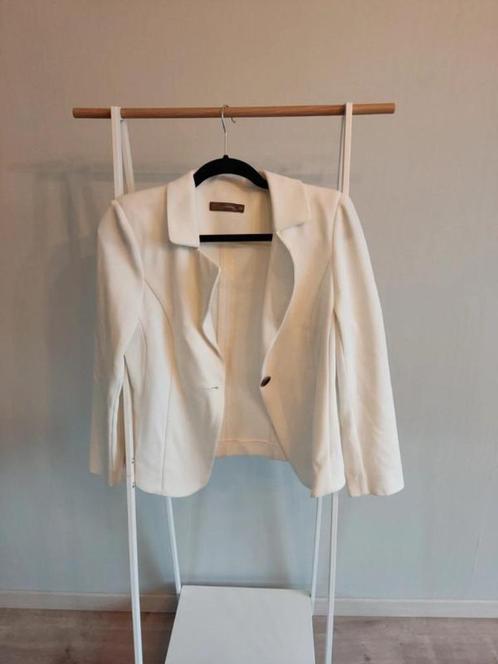 Witte blazer Comme Ca, Kleding | Dames, Jasjes, Kostuums en Pakken, Zo goed als nieuw, Maat 38/40 (M), Wit, Ophalen of Verzenden