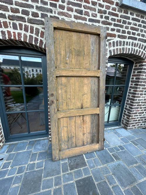 Ancienne porte de ferme en bois massif chevillée, Jardin & Terrasse, Portes de jardin, Utilisé, Bois