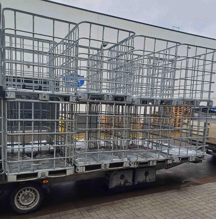 Cages Ibc 1000 litres pour bois pour chauffage, Tuin en Terras, Regentonnen, Gebruikt, Metaal, 150 liter of meer, Ophalen of Verzenden