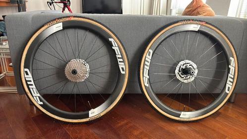 FFWD RYOT 44 TEAM TECH, Fietsen en Brommers, Fietsonderdelen, Zo goed als nieuw, Ophalen of Verzenden