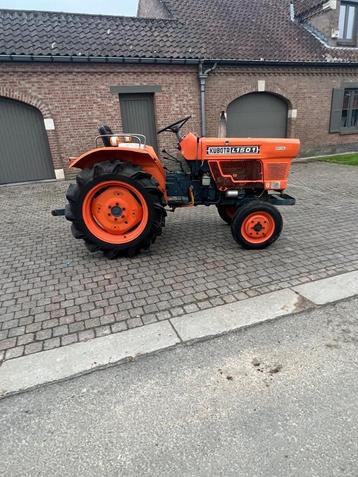 Des poids robustes pour mini-tracteurs sur chenilles Kubota 