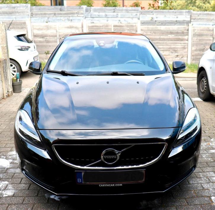 Volvo V40 - T2 2.0 2019, Auto's, Volvo, Particulier, V40, ABS, Achteruitrijcamera, Airbags, Airconditioning, Bluetooth, Boordcomputer