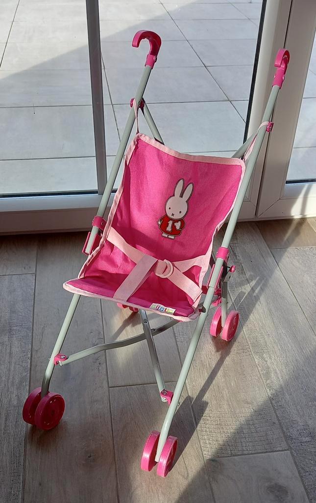 Poussette Rose NIJNTJO pour poupée ou doudou peluche, Enfants & Bébés, Jouets | Poupées, Enlèvement