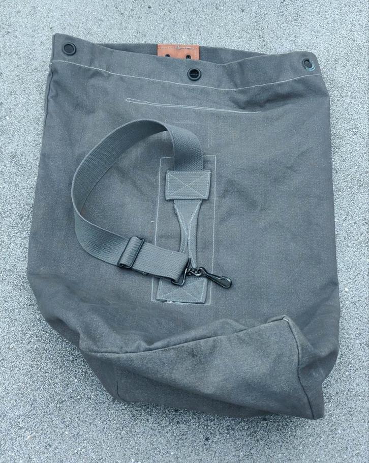 Sac de sport militaire ABL, Bijoux, Sacs & Beauté, Sacs | Sacs à dos, Enlèvement ou Envoi