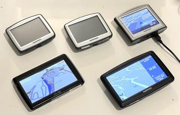 Lot de 5 GPS auto TomTom et Mio beschikbaar voor biedingen
