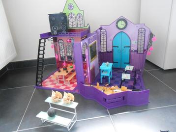 Monster High School * Speelset met 4 Poppen & Accessoires * beschikbaar voor biedingen