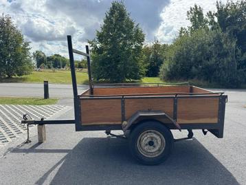 Bakwagen 200x105x40cm beschikbaar voor biedingen