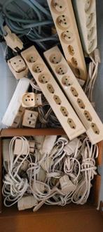 Electriciteit (verdeeldoos, verlengdraad afstands bediening), Ophalen, Zo goed als nieuw, Kabel of Snoer