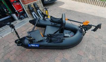 12BB STEALTH bellyboot beschikbaar voor biedingen