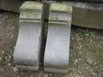 twee oude arduinen consoles, Enlèvement