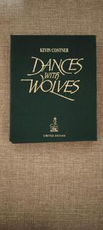 VHS : KEVIN COSTNER - Dances with wolves., Ophalen, Zo goed als nieuw
