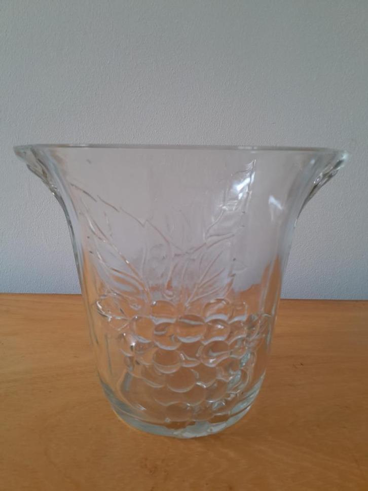 Gedecoreerde glazen ijsemmer — druivenpatroon, Huis en Inrichting, Woonaccessoires | Vazen, Zo goed als nieuw, Overige kleuren