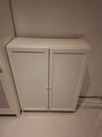 Schoenenkast, Ophalen