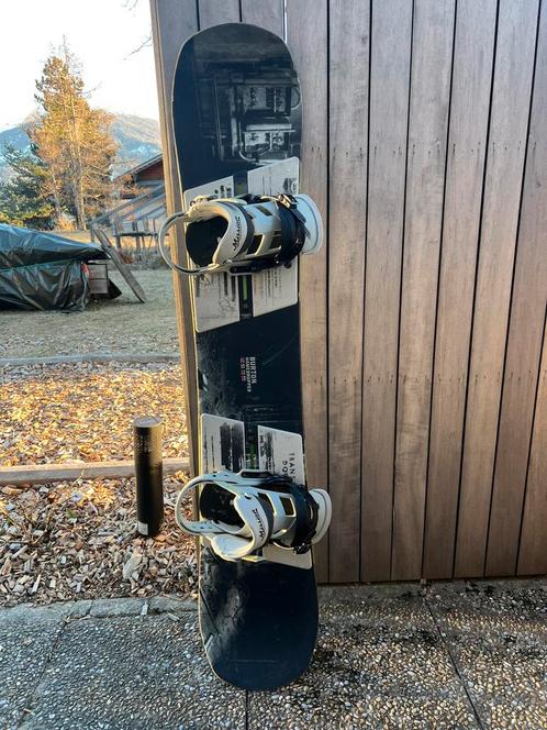 Snowboard burton namedropper 151, Sport en Fitness, Snowboarden, Gebruikt, Bindingen, Ophalen
