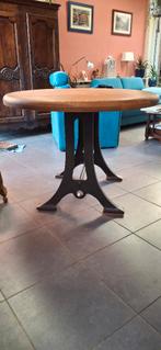 massief eiken ronde tafel, Huis en Inrichting, Tafels | Eettafels, Ophalen, Gebruikt