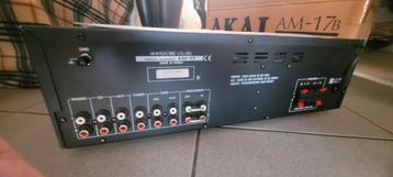 Versterker AKAI AM-17B  stereo NIEUW! beschikbaar voor biedingen
