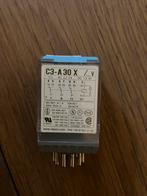 8 relais + relaisvoeten 24v dc, Enlèvement, Neuf