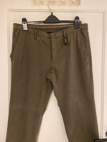 Massimo Dutti broek slim fit maat 46 eur. Nieuw