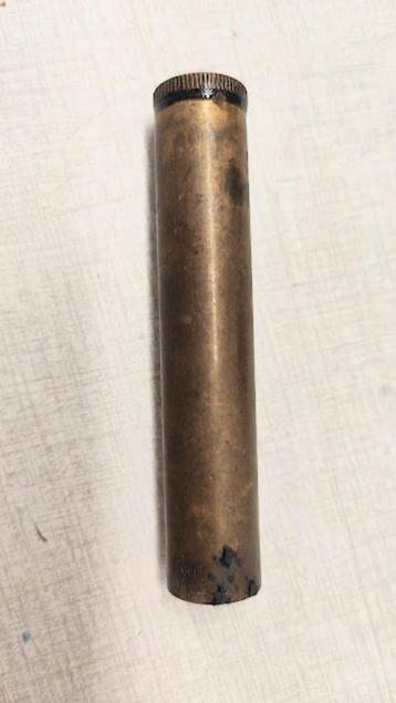 Enfield olie/smeermiddel (Australische productie) ww1/2 beschikbaar voor biedingen