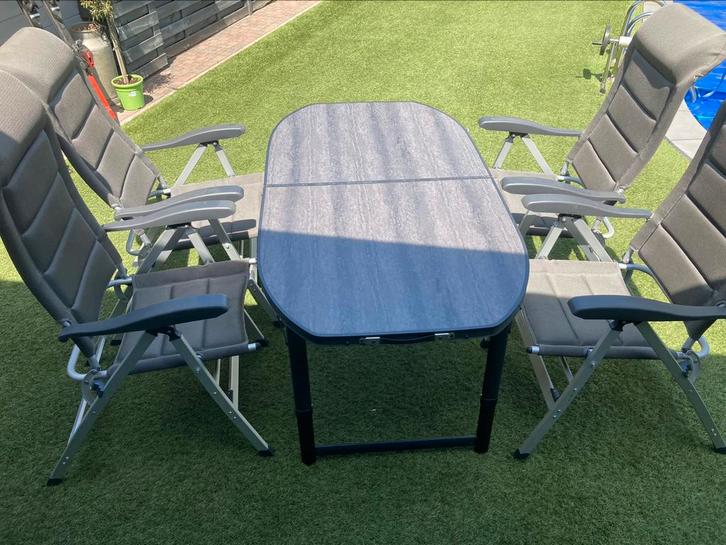Kampeertafel en 4 plooistoelen, Caravans en Kamperen, Kampeermeubelen, Zo goed als nieuw, Ophalen