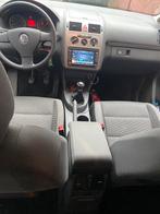 Touran 7place  essence 0488905537, Autos, Euro 5, Achat, Capteur de lumière, Entreprise