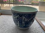 Delfts blauwe cache pot made for royal sphinx by boch, Tuin en Terras, Bloempotten, Ophalen of Verzenden, Zo goed als nieuw