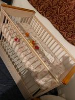 Baby bed, Kinderen en Baby's, Kinderkamer | Complete kinderkamers, Zo goed als nieuw, Ophalen