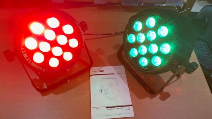 Showtec Club PAR 12/4 RGBW, Muziek en Instrumenten, Licht en Laser, Zo goed als nieuw, Licht, Geluidgestuurd, Kleur, Stroboscoopeffect