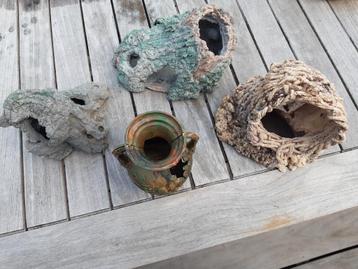 Aquarium decoratie beschikbaar voor biedingen