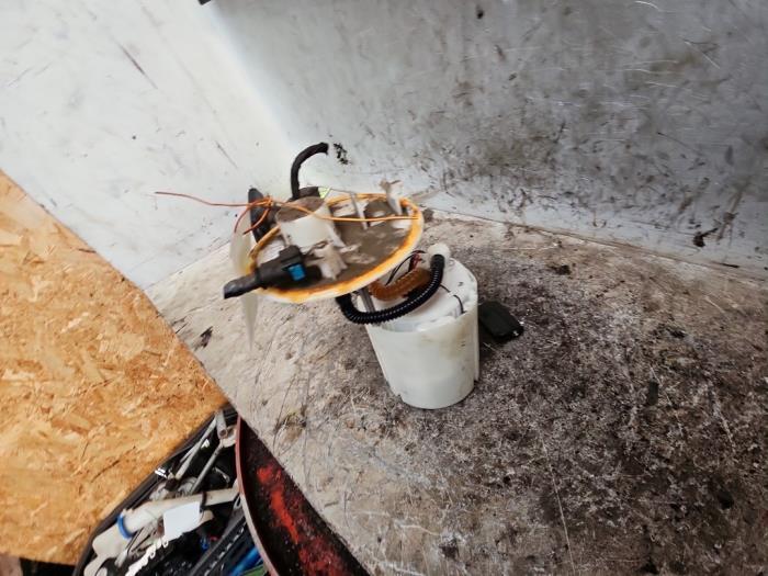 Benzinepomp van een Kia Rio, Auto-onderdelen, Brandstofsystemen, Kia, Gebruikt, 3 maanden garantie, Ophalen of Verzenden