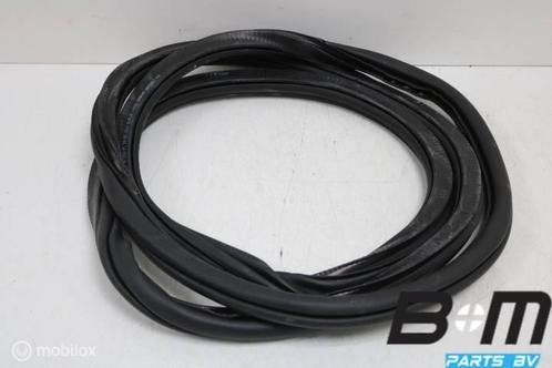 Portierrubber rechtsachter VW Passat B8 Variant 3G9867914K, Auto-onderdelen, Interieur en Bekleding, Gebruikt
